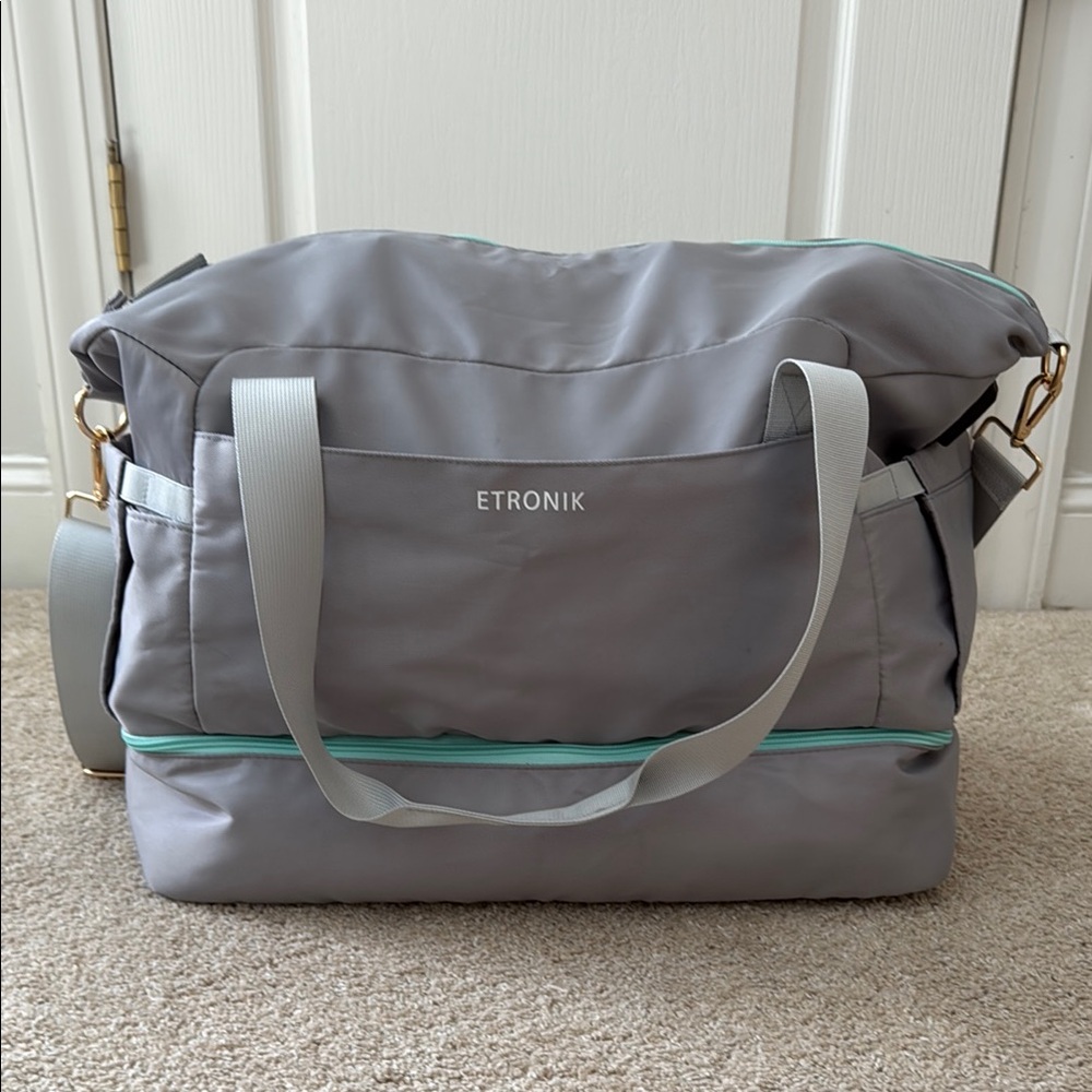 Etronik Gray and Mint Travel Bag